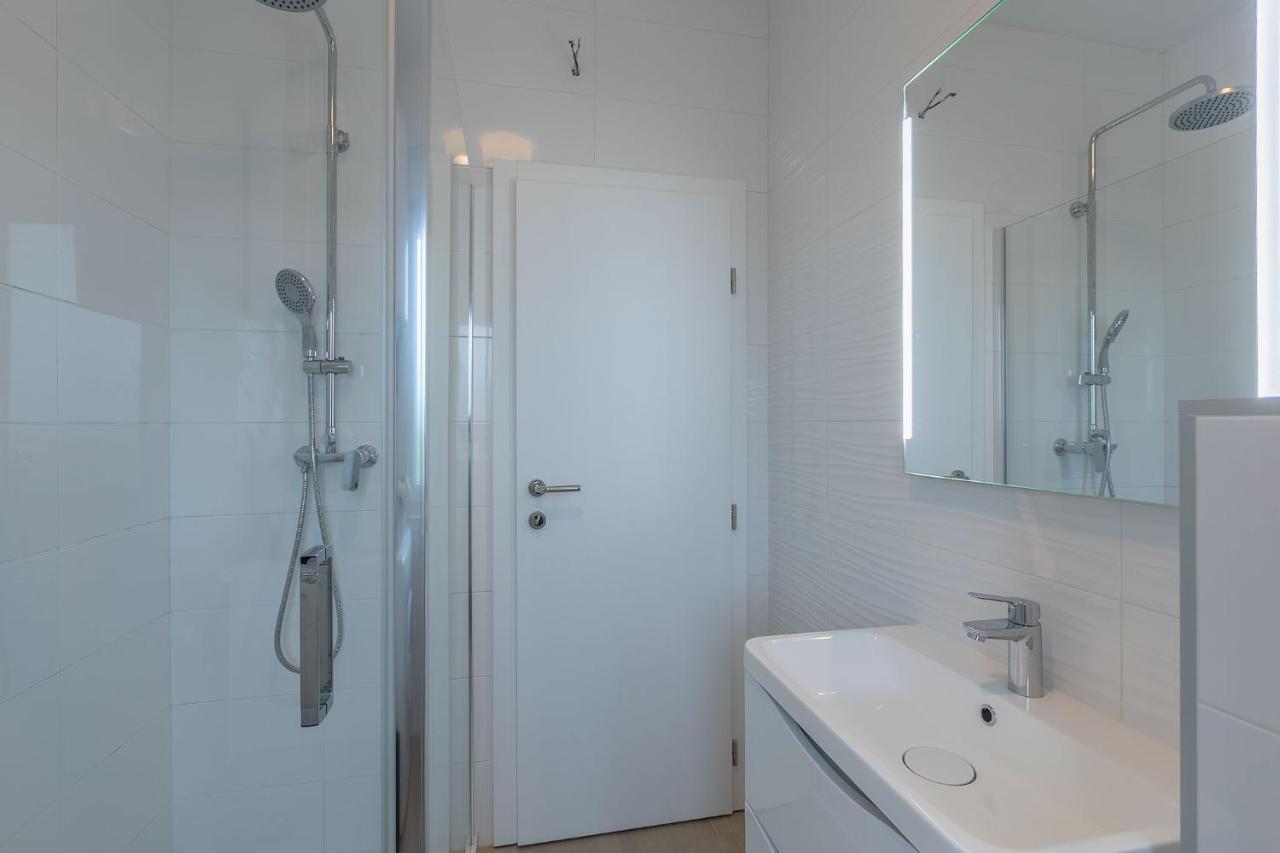 Premium 100M2 Sea View Apartment Ližnjan Εξωτερικό φωτογραφία